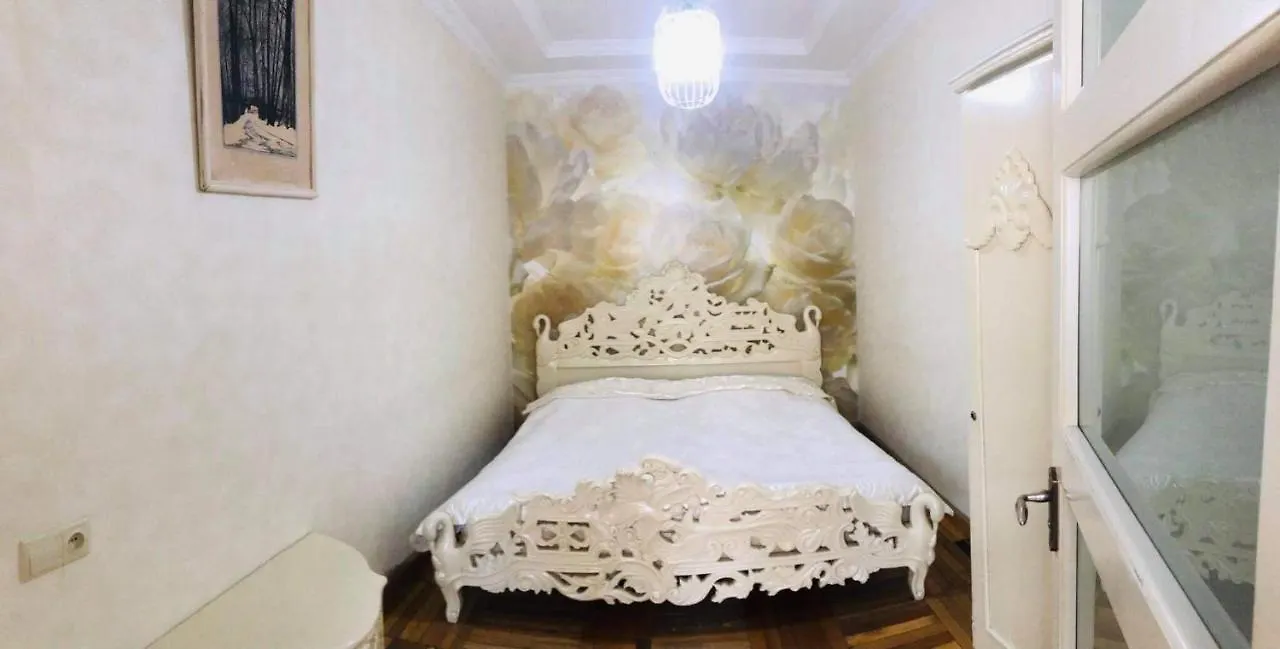Apartment Near The Sea Batumi